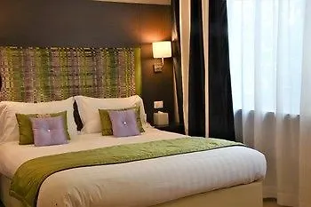 ريسيدنزا فلامينيو غايو 2*
