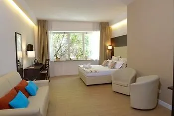 ريسيدنزا فلامينيو غايو روما